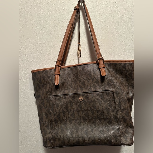 Michael Kors Collection Handbags - Michael Kors XS Carry All Jet Set Travel Womens Tote (Brown Gold